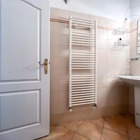 Old Town Center Monte Royal Apartment Pula