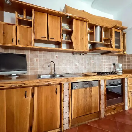 Old Town Center Monte Royal Apartment *
