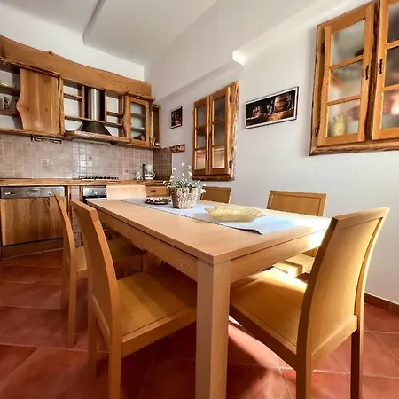 Apartment Old Town Center Monte Royal Pula